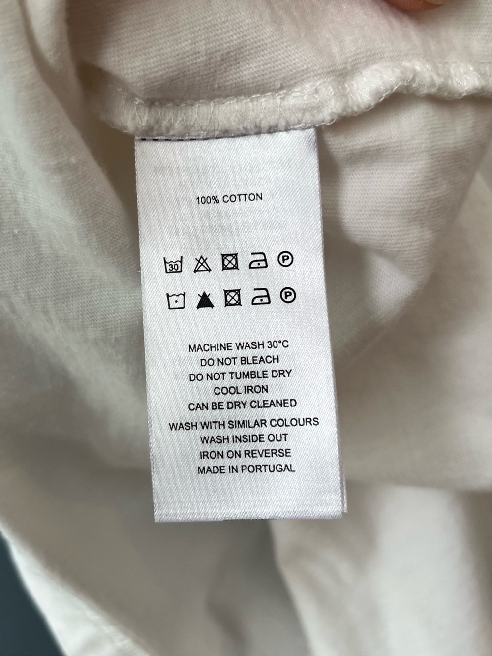 Alexa Chung Short Sleeve Banana Graphic Tee - Picture 8 of 8